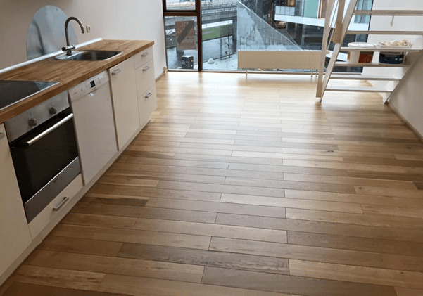 5 fordele ved slibning af gulv og bordplade